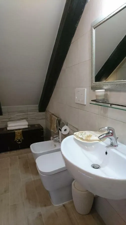 فندق سان فينتْشينسوفي  La Stanza Del Podere Isabella بيت ضيافة